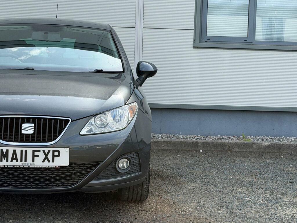 Seat Ibiza 1.4 16V Chill Sport Coupe Euro 5 Grey #4