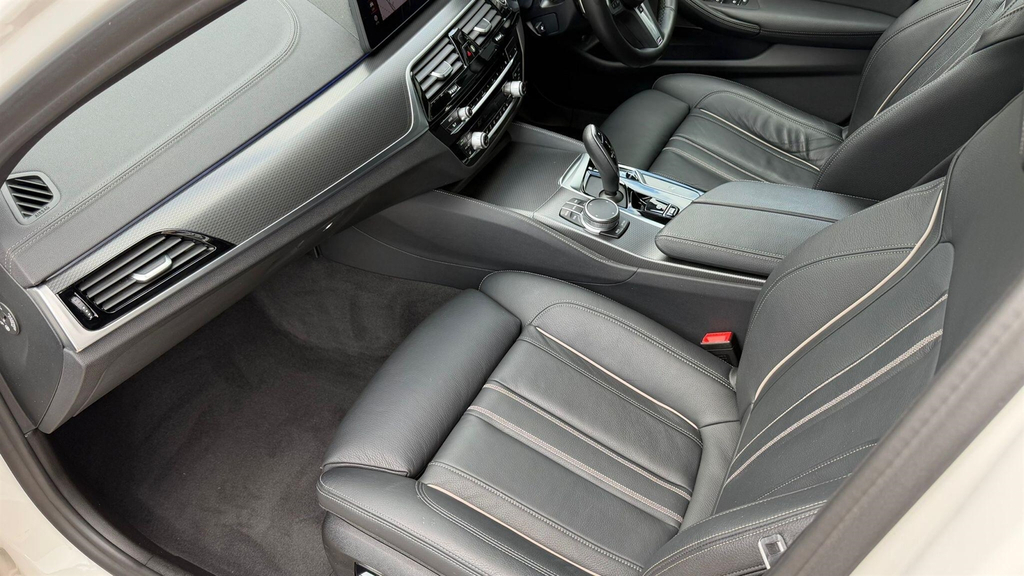 BMW 5 Series 2.0 530E 12Kwh M Sport Touring Steptronic Xdrive E Blue #64
