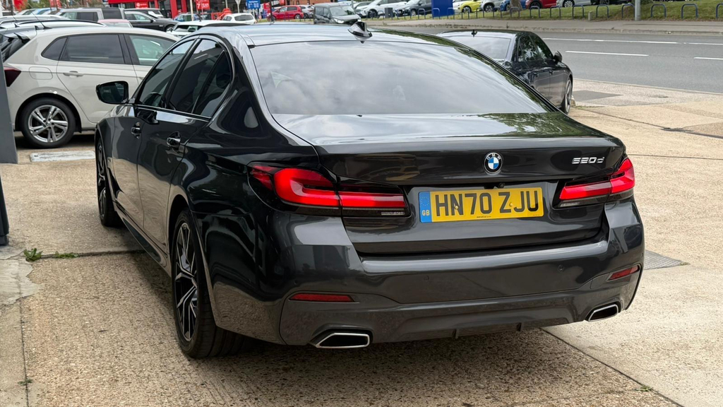 BMW 5 Series M Sport Blue #15