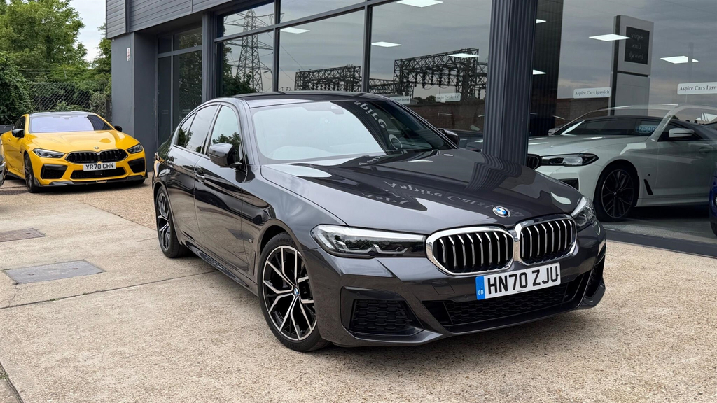 BMW 5 Series M Sport Blue #19