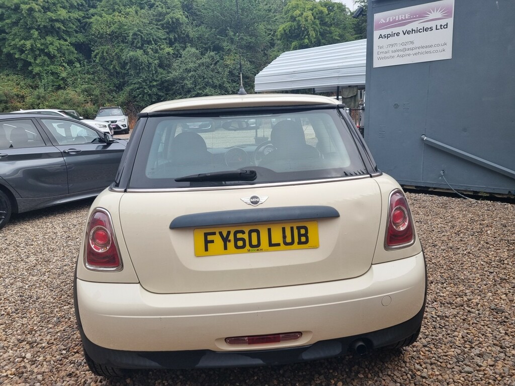 Mini Hatch Hatchback 1.6 First Hatch 201060 FY60LUB White #5