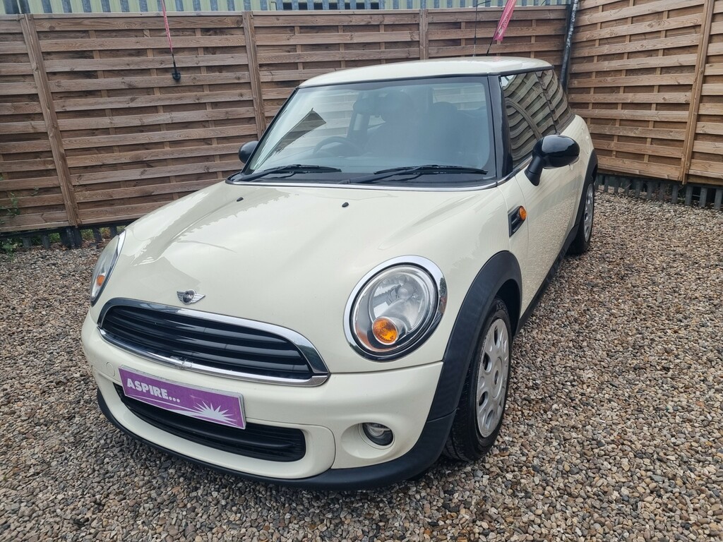Mini Hatch Hatchback 1.6 First Hatch 201060 FY60LUB White #2