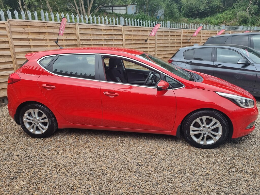 Kia Ceed 1.6 Crdi Ecodynamics 2 Red #4