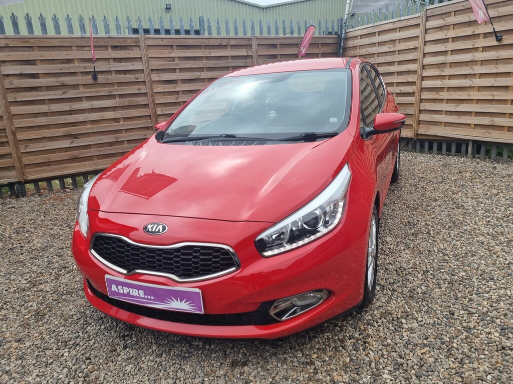 Kia Ceed 1.6 Crdi Ecodynamics 2 Red #2