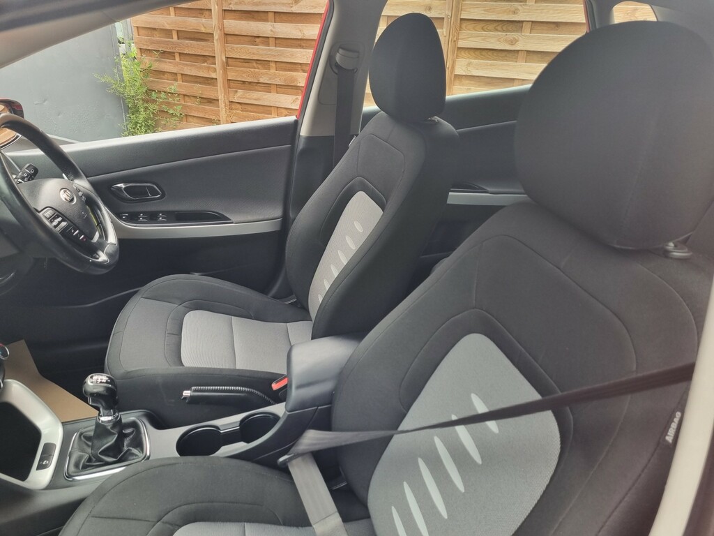 Kia Ceed 1.6L 3 Ecodynamics Crdi Hatchback Manua Silver #7