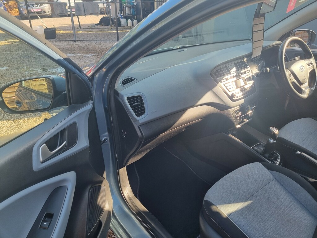 Hyundai I20 1.2 I20 Se 1.2 84Ps Bd Blue #6