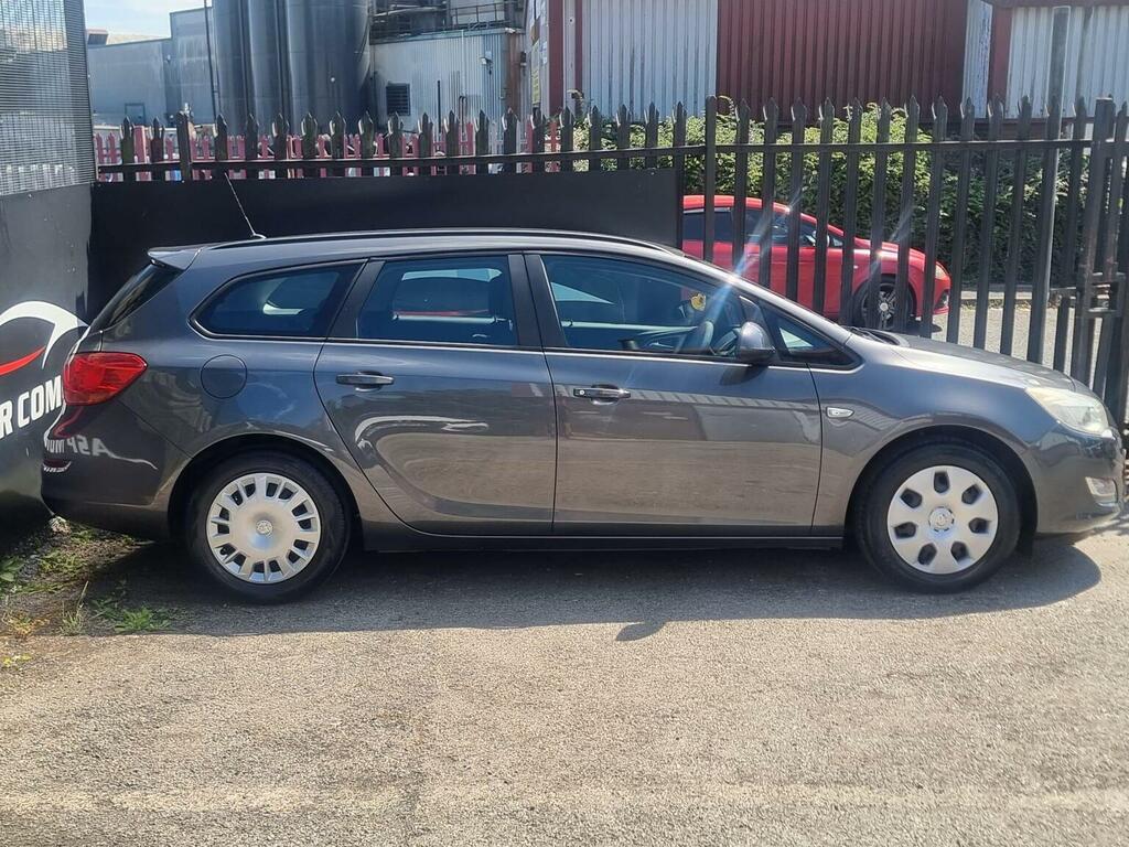 Vauxhall Astra 1.3 Cdti Ecoflex Exclusiv Sports Tourer Euro 5 S KR11TZS Grey #4