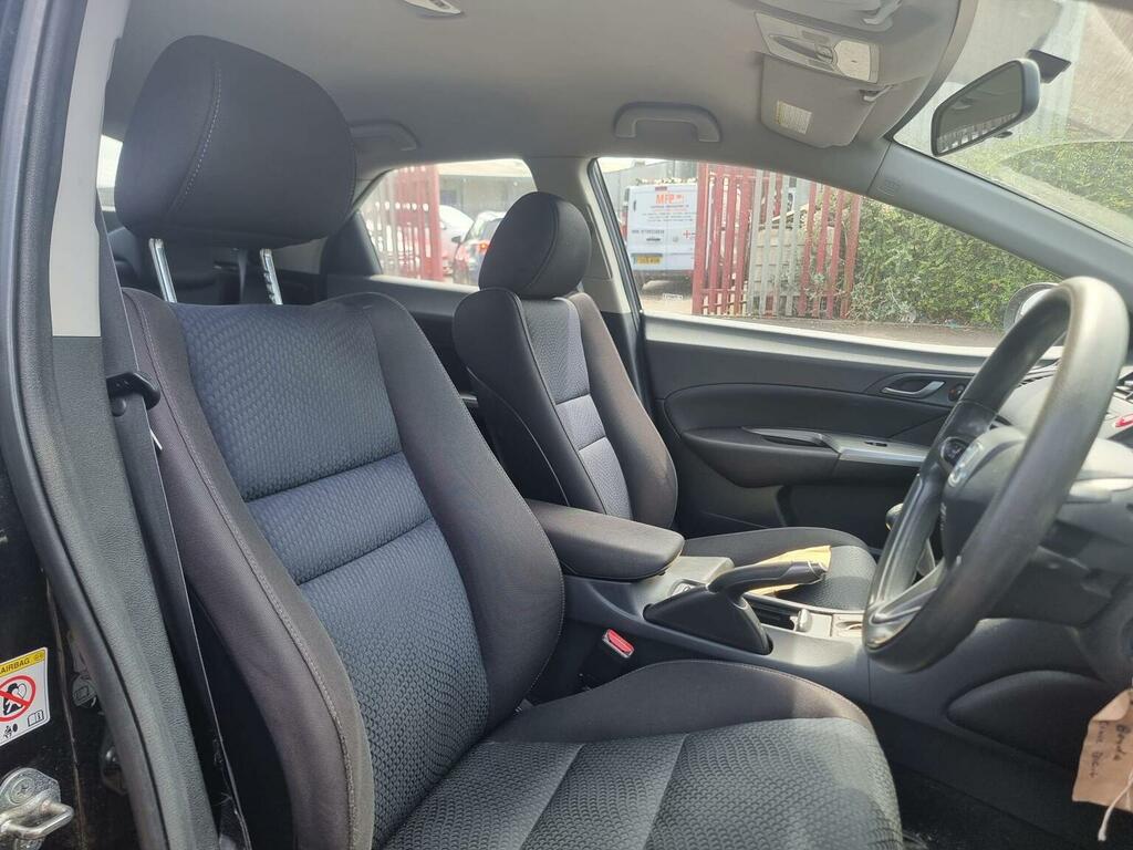 Honda Civic 1.4 I-vtec Se Black #6