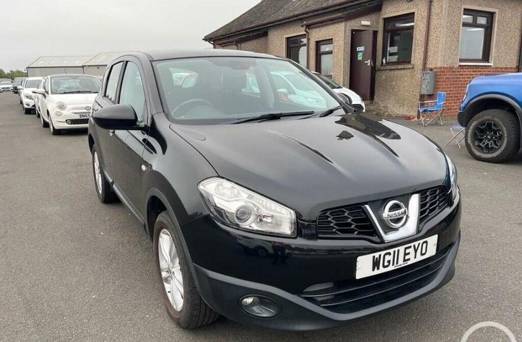 Nissan Qashqai 1.6 Acenta 2Wd Euro 5 Ss Black
