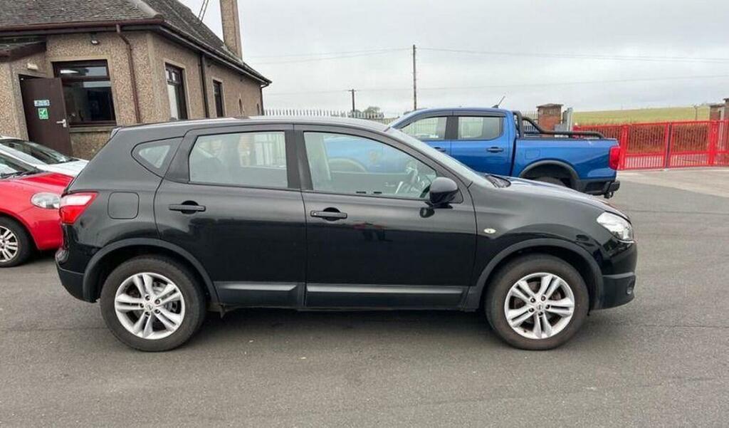 Nissan Qashqai 1.6 Acenta 2Wd Euro 5 Ss 201111 Black #3