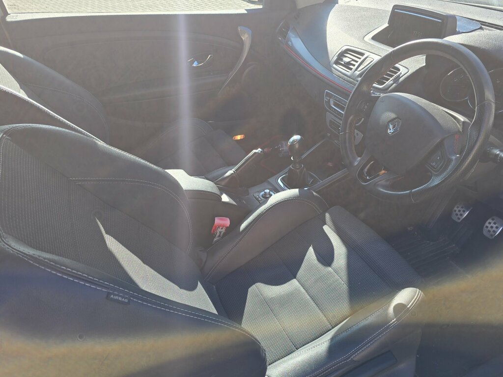 Renault Megane 1.5 Dci Dynamique Tomtom Sport Tourer Ss Silver #9