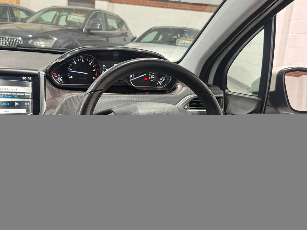 Peugeot 2008 Hdi Active Blue #11