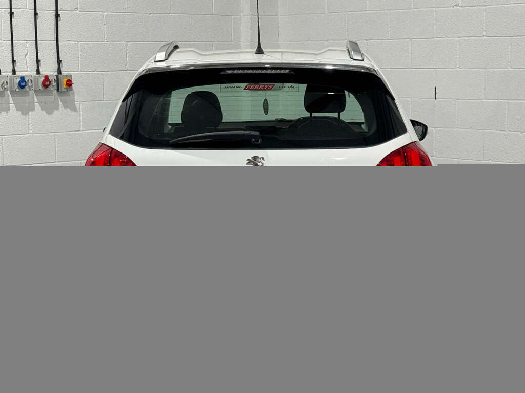 Peugeot 2008 1.6 2008 Active E-hdi White #2