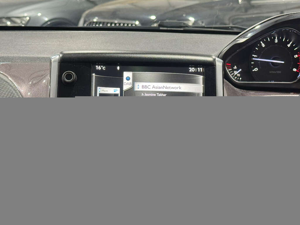 Peugeot 2008 Hdi Active Blue #9