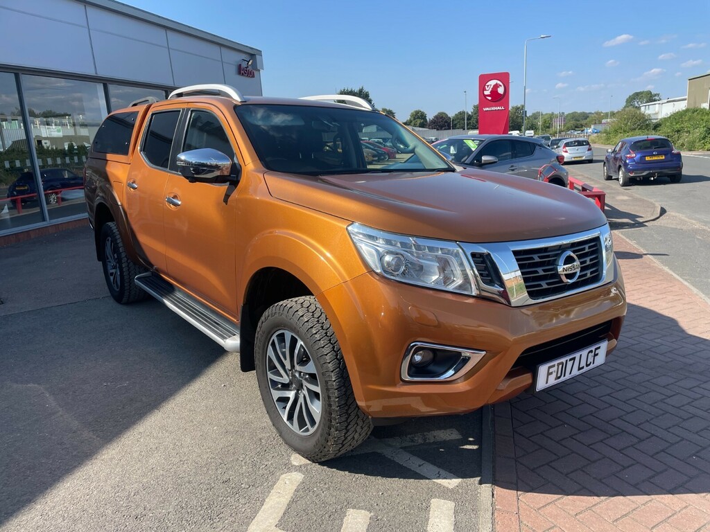 Nissan Navara Tekna 2.3 Dci 190Ps 4X4 With Canopy FD17LCF Yellow #3