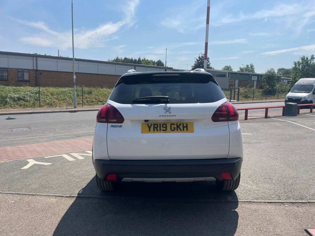 Peugeot 2008 Allure Premium 1.2 Puretech 110Ps Eat YR19GKH White #4