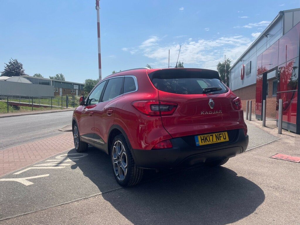 Renault Kadjar Dynamique S Nav 1.2 Tce 130Ps HK17NFU Red #3
