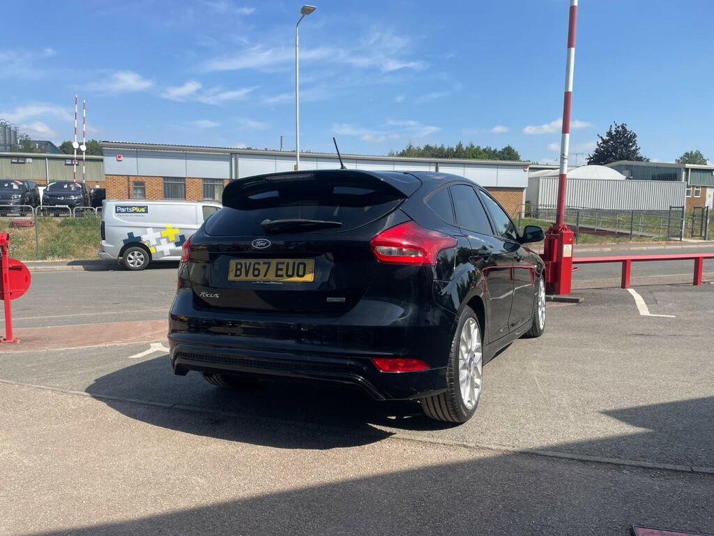 Ford Focus St-line 1.0T 125Ps Ecoboost BV67EUO Black #5