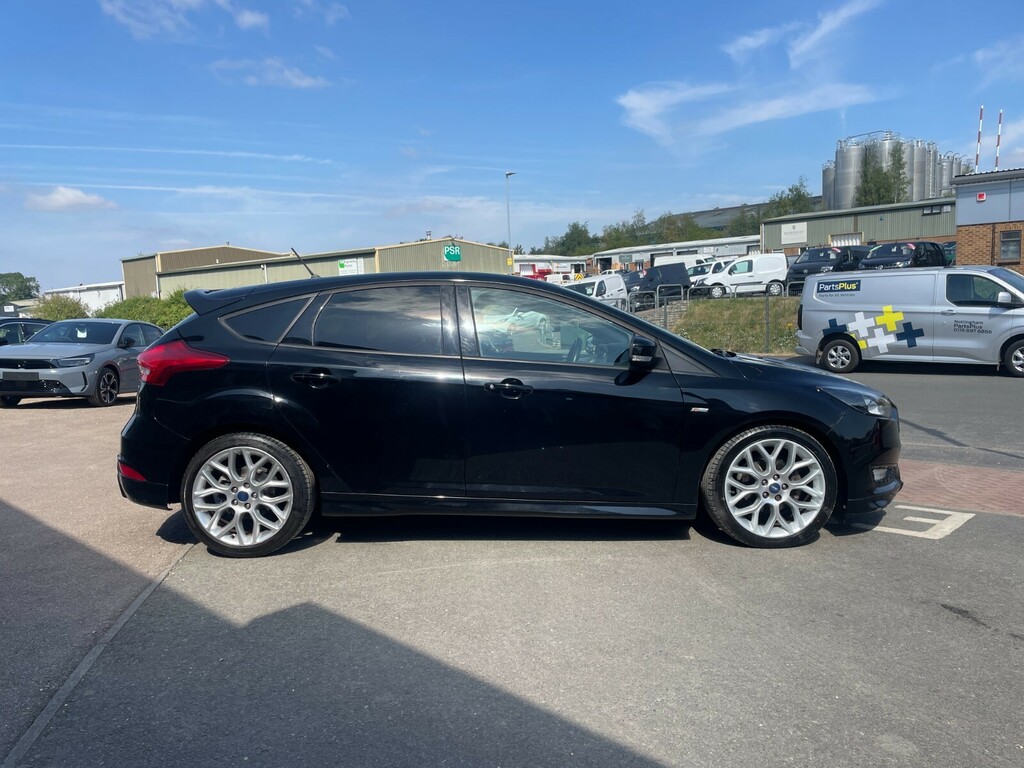Ford Focus St-line 1.0T 125Ps Ecoboost BV67EUO Black #6