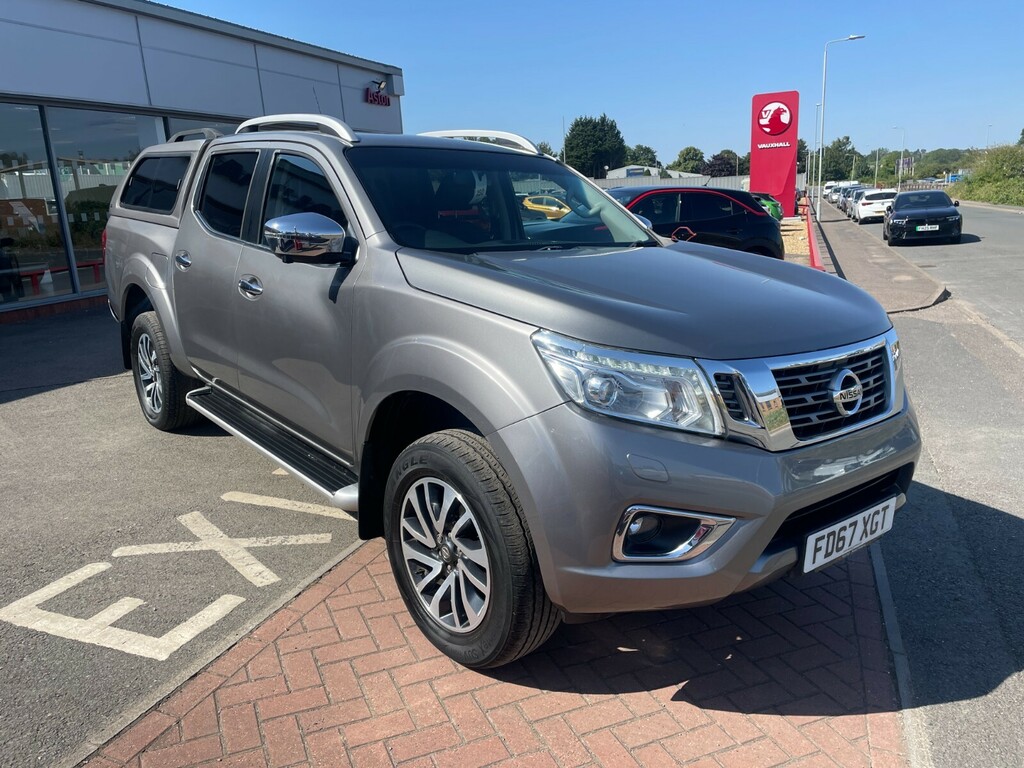 Nissan Navara Tekna 2.3 Dci 190Ps 4X4 With Canopy - No Grey #3