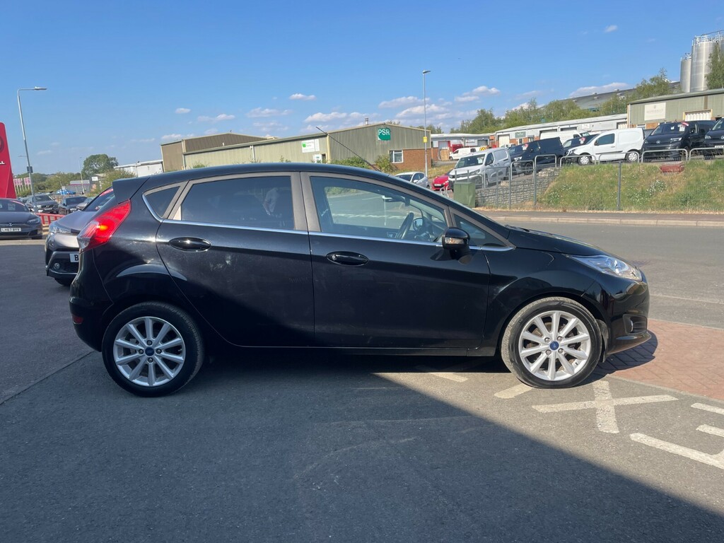 Ford Fiesta Titanium 1.0T 100Ps Ecoboost BG17WVU Black #4