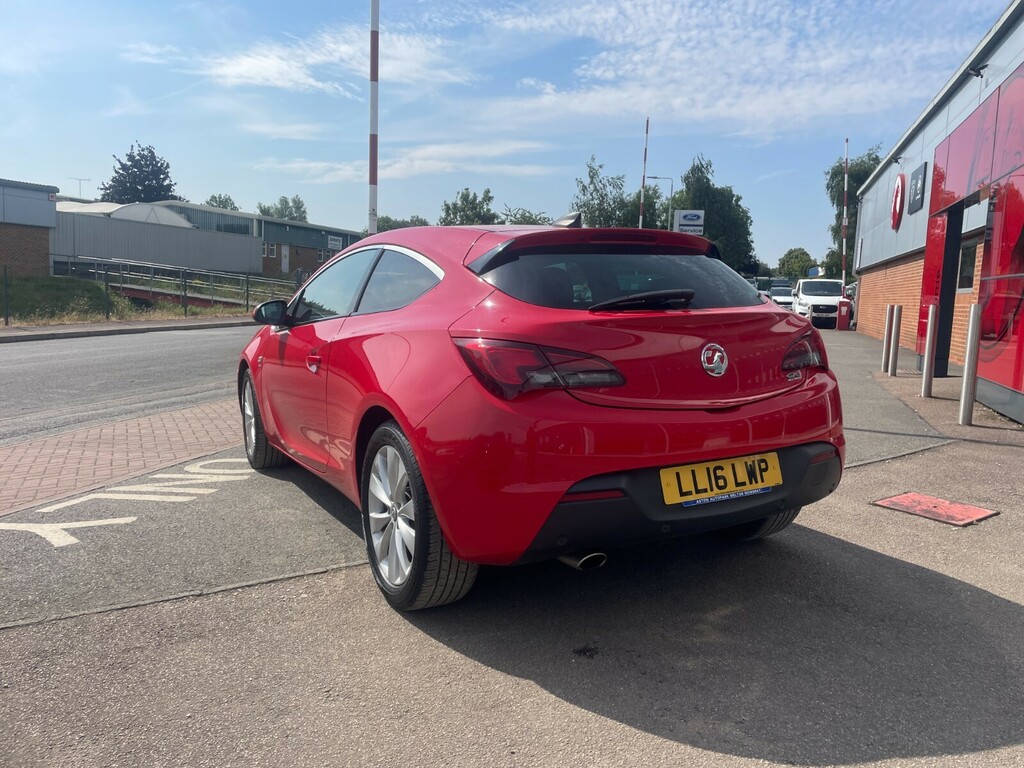 Vauxhall Astra GTC Sri 1.4T 140Ps Coupe Red #3
