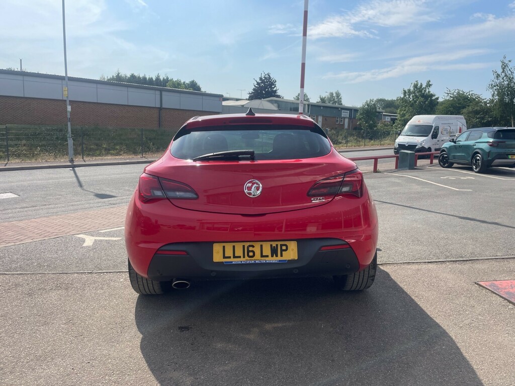 Vauxhall Astra GTC Sri 1.4T 140Ps Coupe Red #4