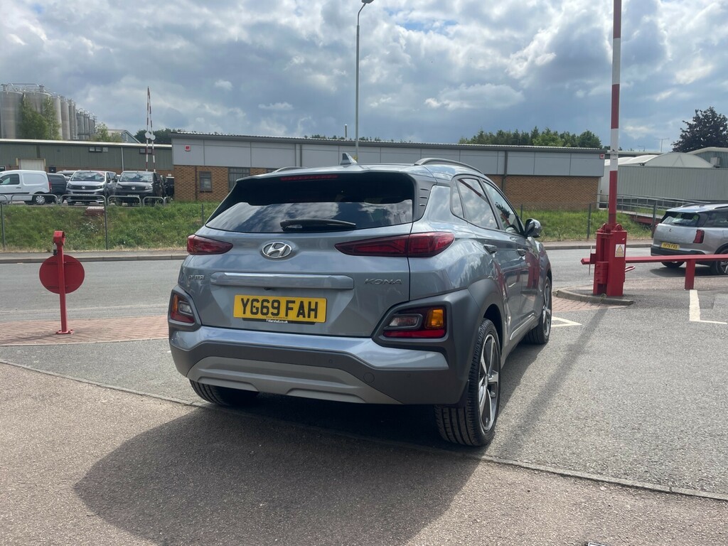 Hyundai Kona Premium Se 1.0T Gdi 120Ps YG69FAH Silver #5