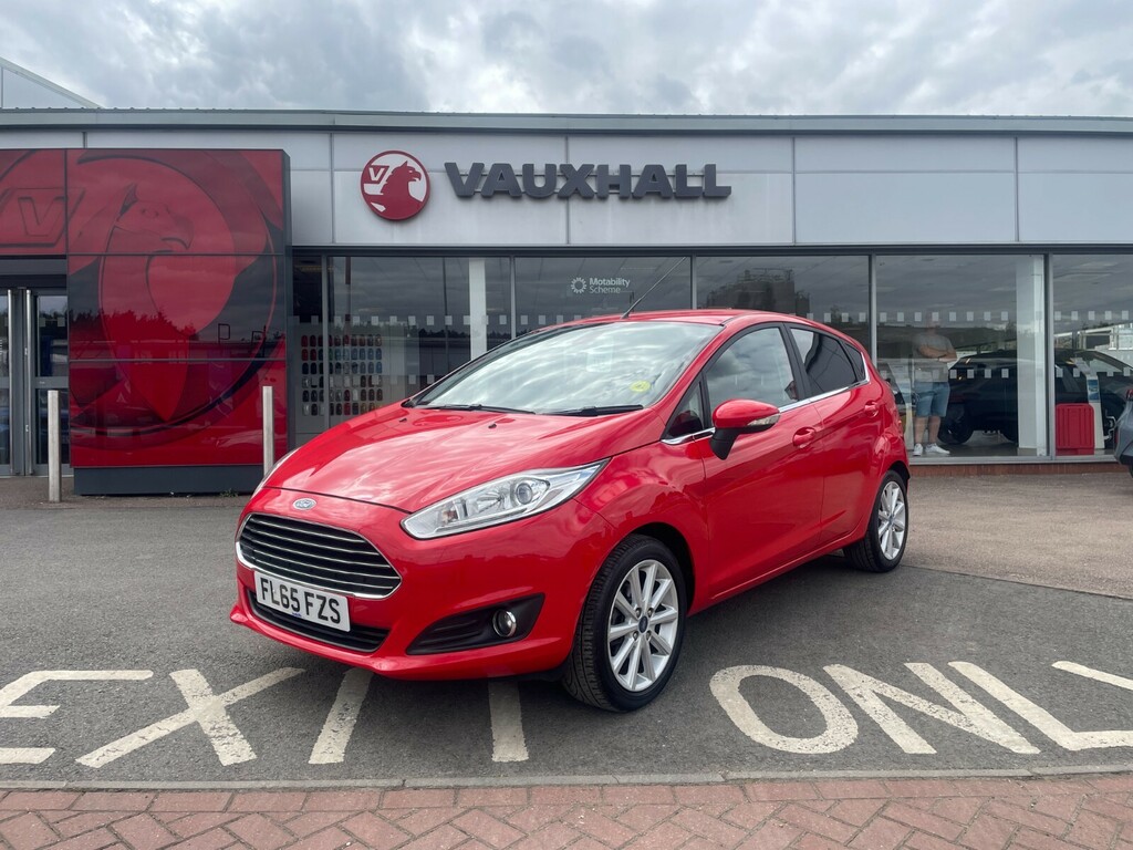 Ford Fiesta Titanium 1.0T 100Ps Ecoboost Red