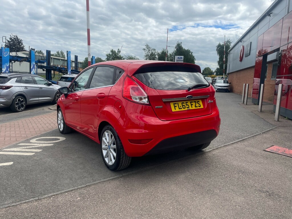 Ford Fiesta Titanium 1.0T 100Ps Ecoboost Red #3
