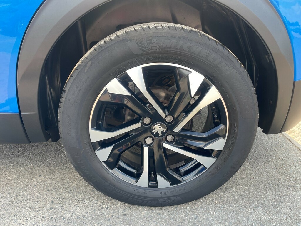 Peugeot 2008 1.2 Puretech 130 Allure Eat8 Orange #10