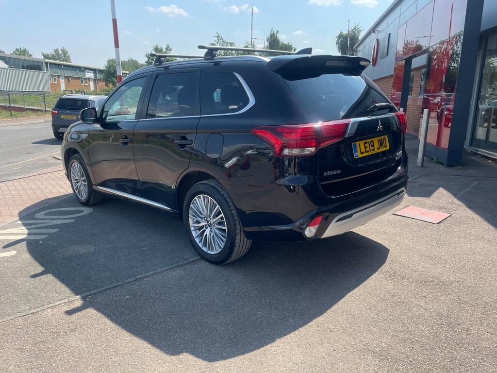 Mitsubishi Outlander 4H 2.4H Twinmotor 13.8Kwh Phev 209Ps Cvt Black #2