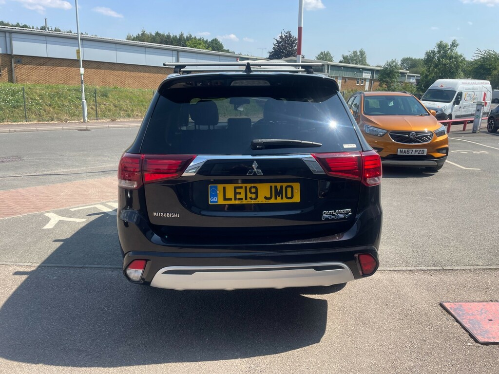 Mitsubishi Outlander 4H 2.4H Twinmotor 13.8Kwh Phev 209Ps Cvt Black #3