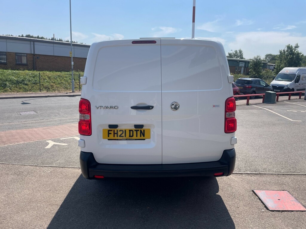 Vauxhall Vivaro L2 H1 3100 Doublecab Edition 2.0Td 120Ps - No Vat FH21DTN White #4