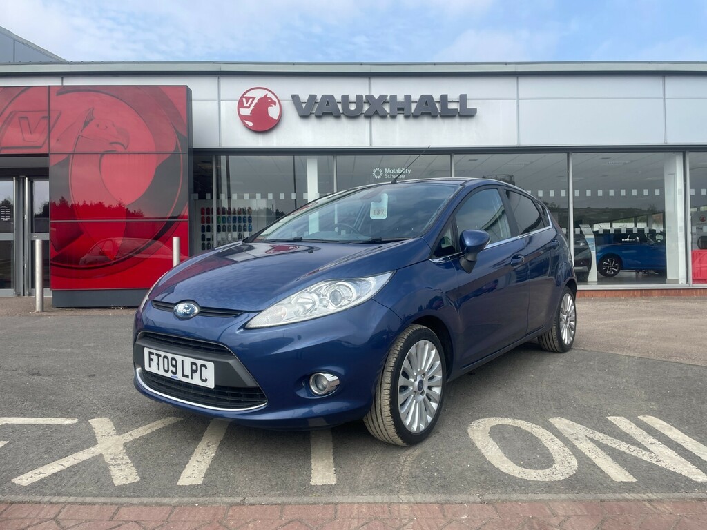 Ford Fiesta Titanium 1.6 Ti-vct 120Ps Blue