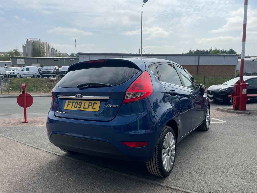 Ford Fiesta Titanium 1.6 Ti-vct 120Ps Blue #5