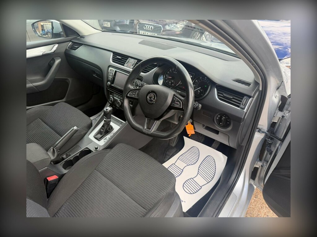Skoda Octavia 2.0 Tfsi Vrs Dsg Euro 6 Ss Snav Yellow #10