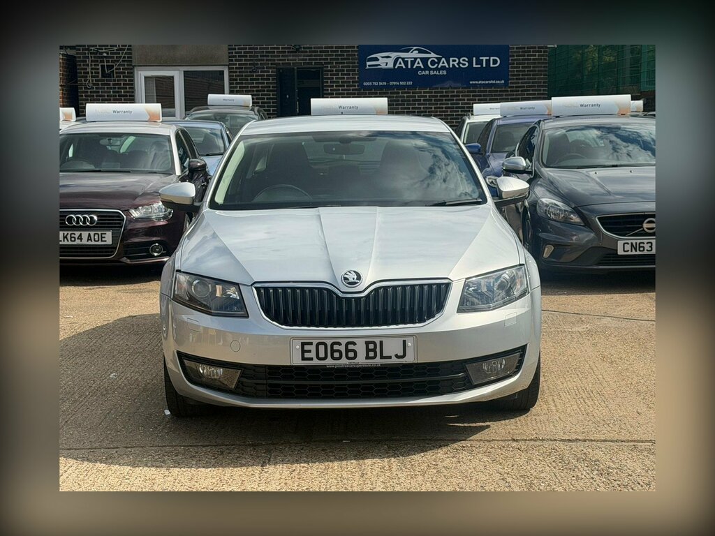Skoda Octavia 1.6 Tdi Se Sport Dsg Euro 6 Ss Silver #3