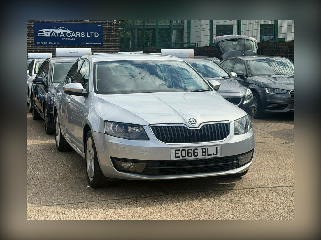Skoda Octavia 1.6 Tdi Se Sport Dsg Euro 6 Ss Silver #2