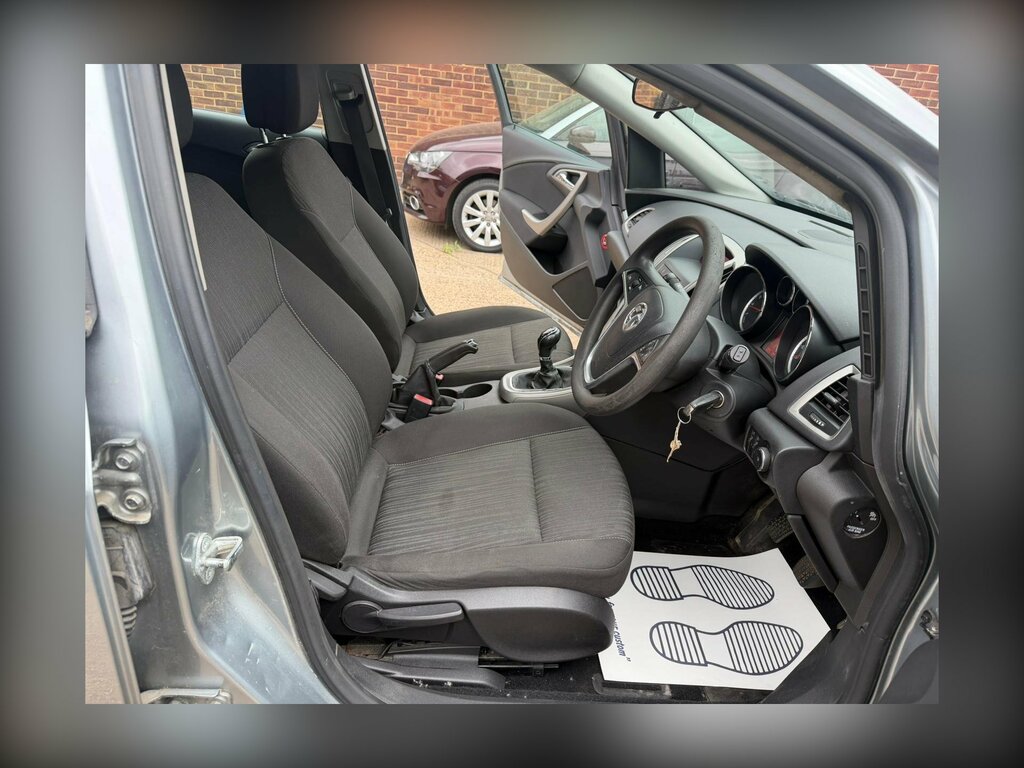 Vauxhall Astra 2010 1.6I 16V Sri Sport Hatch 1 Grey #9