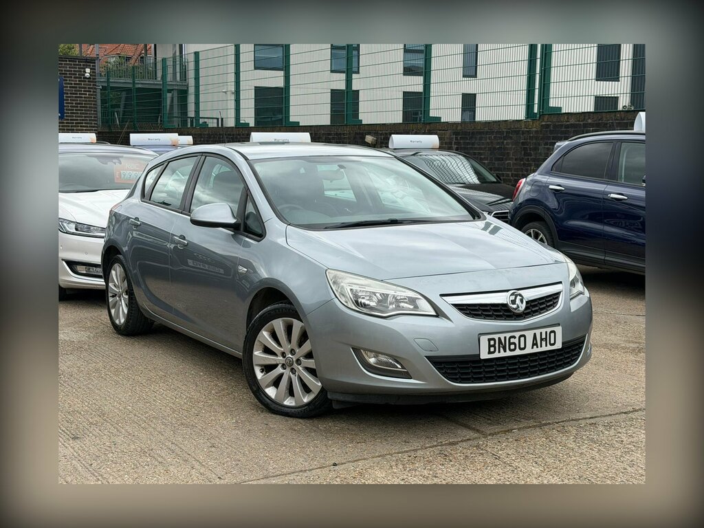 Vauxhall Astra 1.4 16V Exclusiv Euro 5 Silver