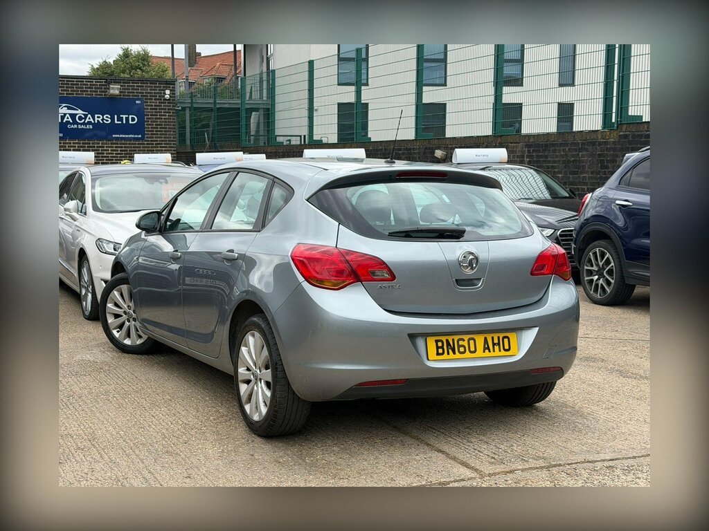 Vauxhall Astra 1.4 16V Exclusiv Euro 5 Silver #6
