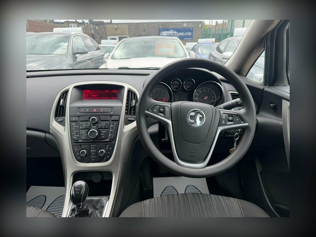 Vauxhall Astra 2010 1.6I 16V Sri Sport Hatch 1 Grey #13