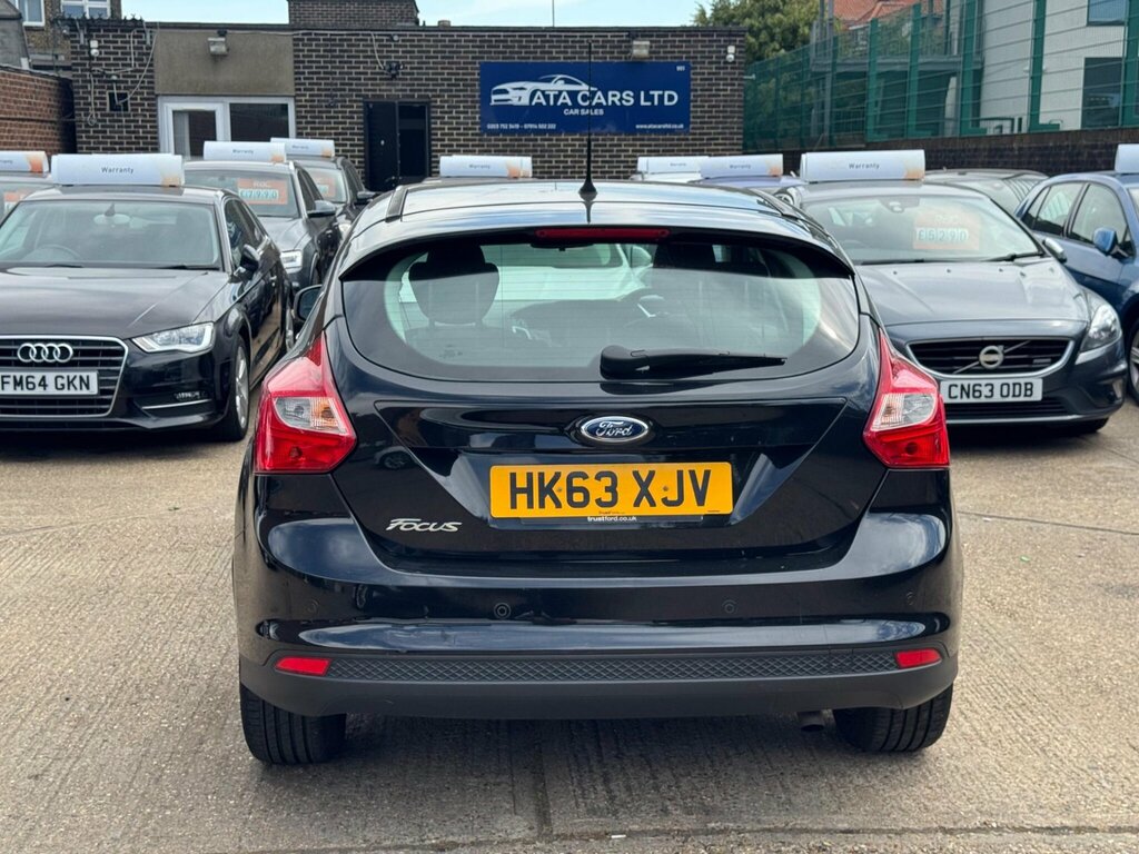 Ford Focus 1.6 Zetec Powershift Euro 5 Black #6