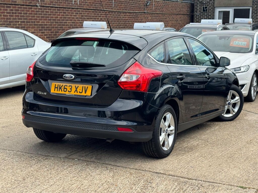 Ford Focus 1.0 Zetec S 2014,18Alloys,56mpg,30 Road Tax,bluet Red #7