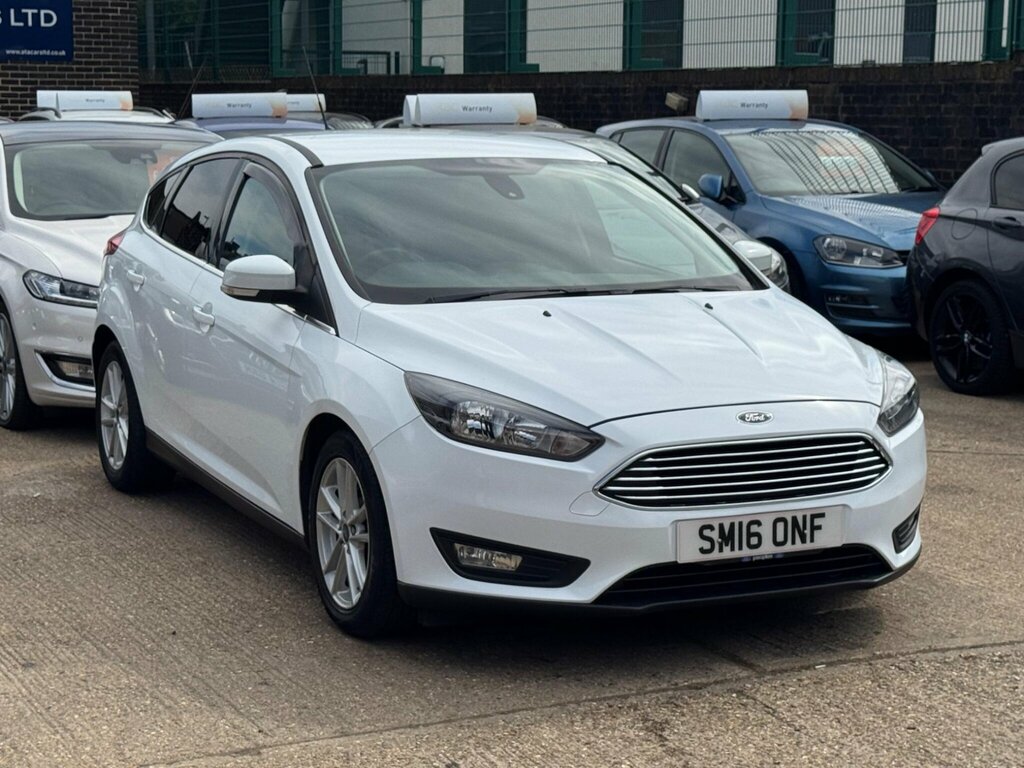 Ford Focus 1.0T Ecoboost Zetec Euro 6 Ss White #2