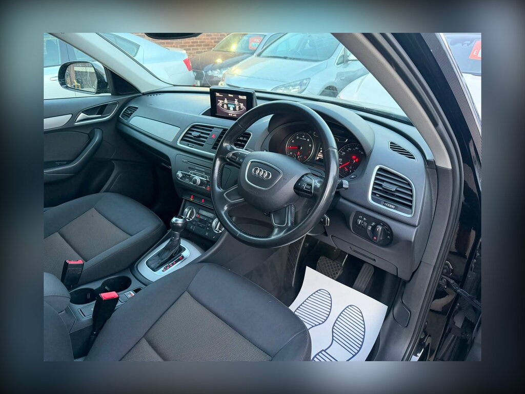 Audi Q3 2.0 Tdi S Line White #10