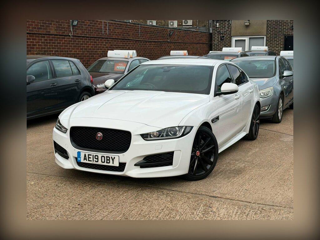 Jaguar XE 2.0D R-sport Euro 6 Ss White #5