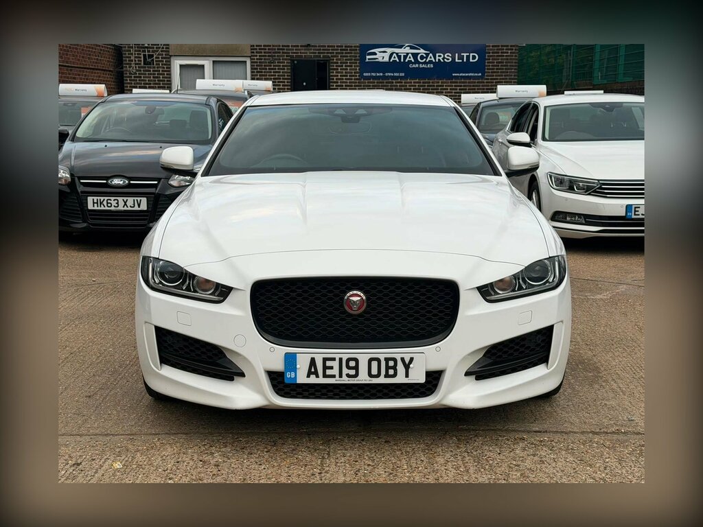 Jaguar XE 2.0D R-sport Euro 6 Ss White #3