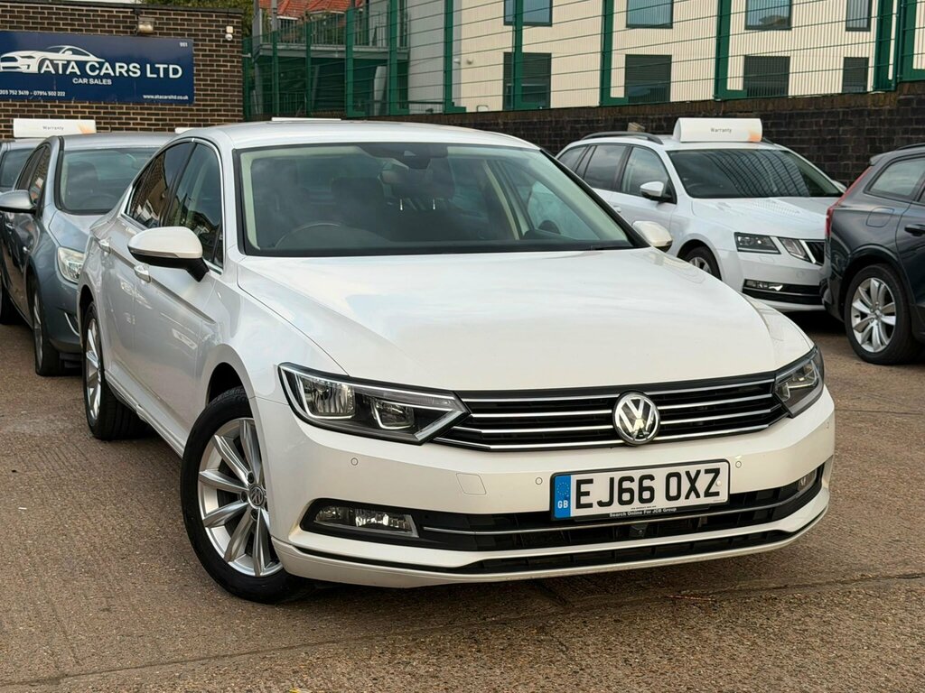 Volkswagen Passat 2.0 Tdi Bluemotion Tech Se Business Dsg Euro 6 S White